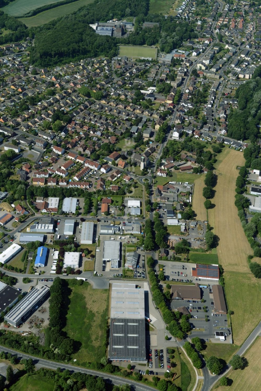 Luftaufnahme Bergkamen - Industriegebäudekomplex der Markus Gerold Unternehmensgruppe in Bergkamen im Bundesland Nordrhein-Westfalen