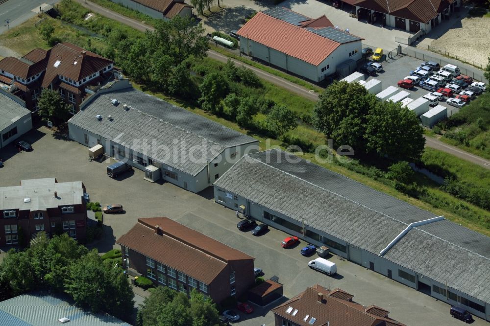 Luftaufnahme Kamen - Industriegebäudekomplex der Markus Gerold Unternehmensgruppe in Kamen im Bundesland Nordrhein-Westfalen