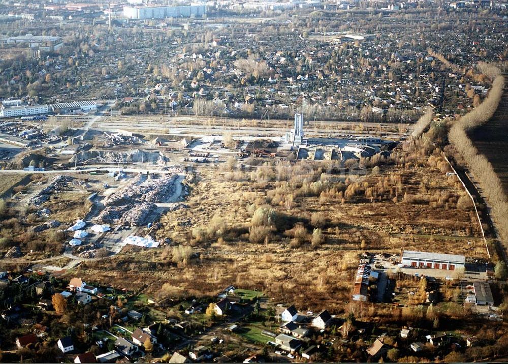 Luftaufnahme Berlin - Heinersdorf - Industriegelände an der Blankenburger Straße in Berlin Heinersdorf (zu Weißensee).