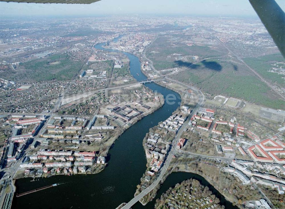 Berlin - KÖPENICK aus der Vogelperspektive: Industriegelände (ehem