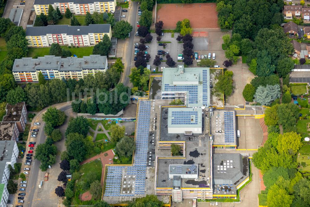 Gladbeck aus der Vogelperspektive: Ingeborg-Drewitz-Gesamtschule in Gladbeck im Bundesland Nordrhein-Westfalen