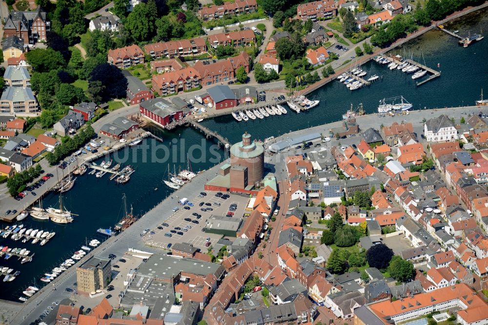 Eckernförde aus der Vogelperspektive: Innenhafen in Eckernförde im Bundesland Schleswig-Holstein