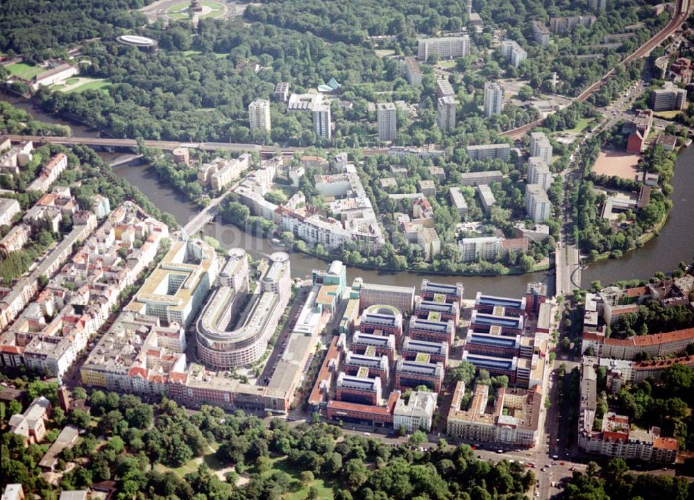 Luftbild Berlin - Innenministerium (Spreebogen) und FOCUS-Teleport der DIFA an der Stromstraße 1-7 in Berlin Moabit 08.07.02