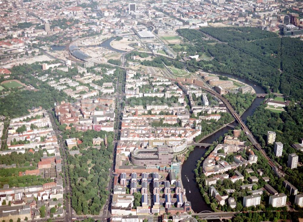 Luftaufnahme Berlin - Innenministerium (Spreebogen) und FOCUS-Teleport der DIFA an der Stromstraße 1-7 in Berlin Moabit 08.07.02