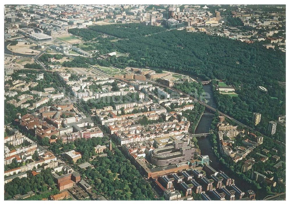 Berlin aus der Vogelperspektive: Innenministerium (Spreebogen) und FOCUS-Teleport der DIFA an der Stromstraße 1-7 in Berlin Moabit 08.07.02