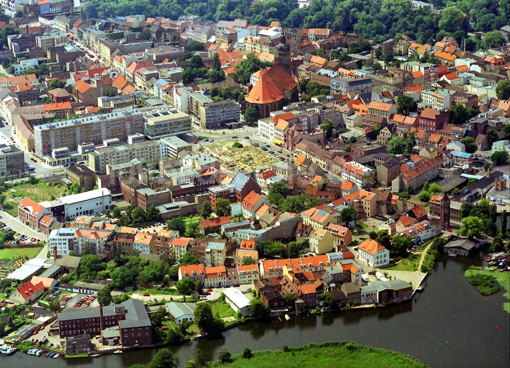 Luftbild Brandenburg an der Havel - Innenstadt am Marktplatz in Brandenburg an der Havel