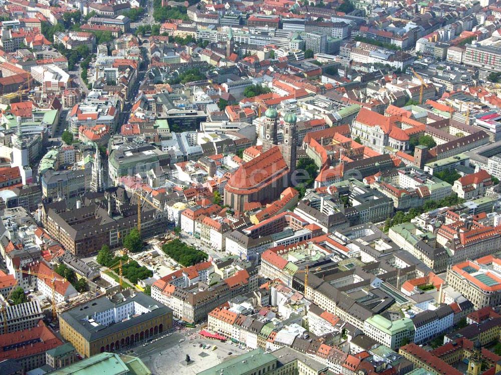 München aus der Vogelperspektive: Innenstadt - München