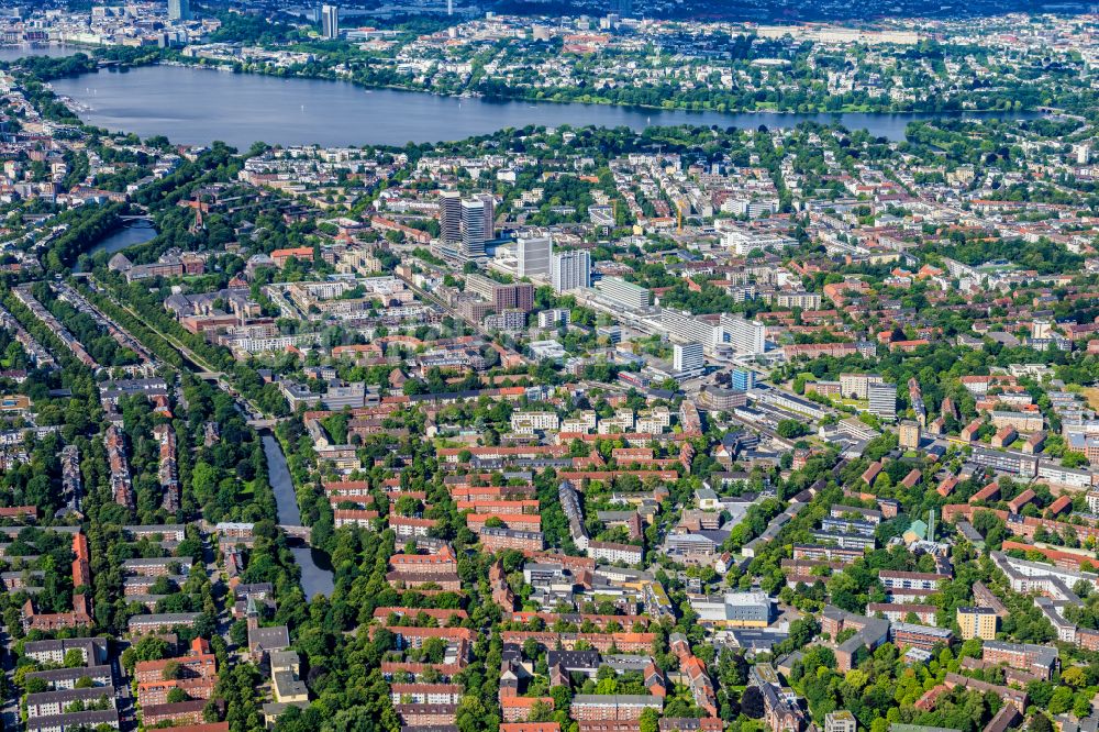 Hamburg von oben - Innenstadt im Ortsteil Mundsburg in Hamburg, Deutschland