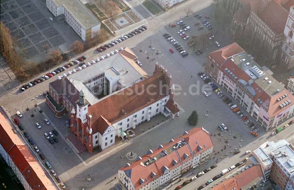 Luftbild Frankfurt-Oder - 18.12.2003 Innenstadt, Rathaus, Frankfurt-Oder