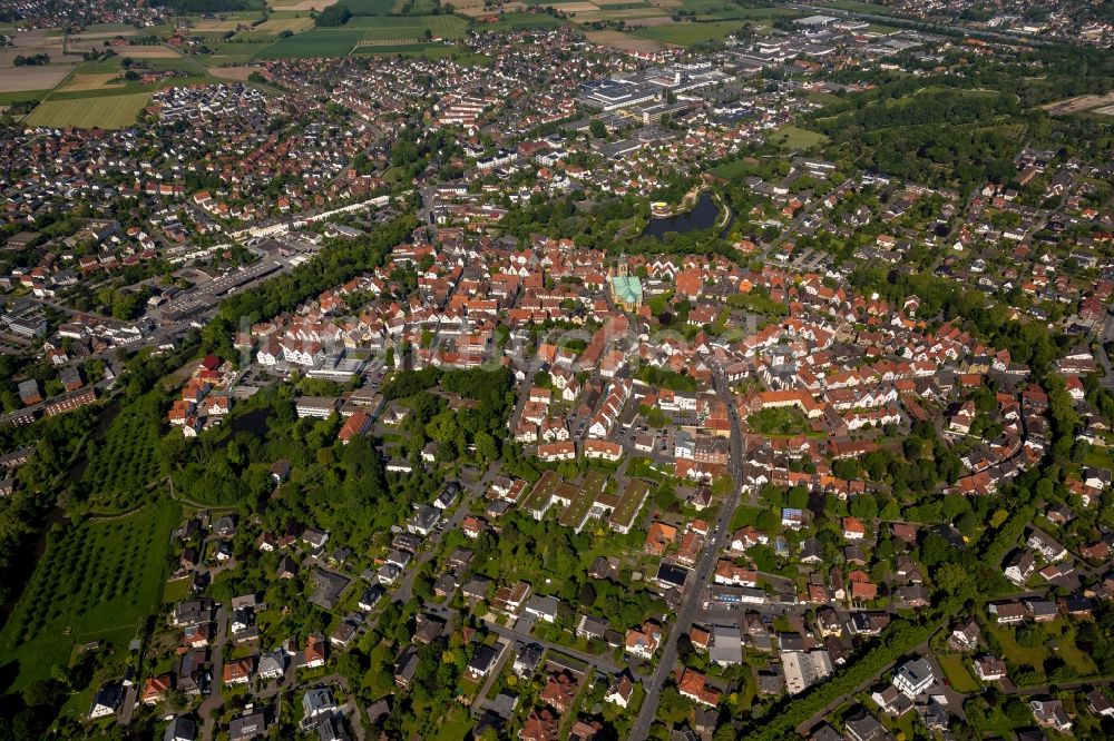 Luftaufnahme Rheda-Wiedenbrück - Innenstadt von Wiedenbrück in Ostwestfalen in Nordrhein-Westfalen