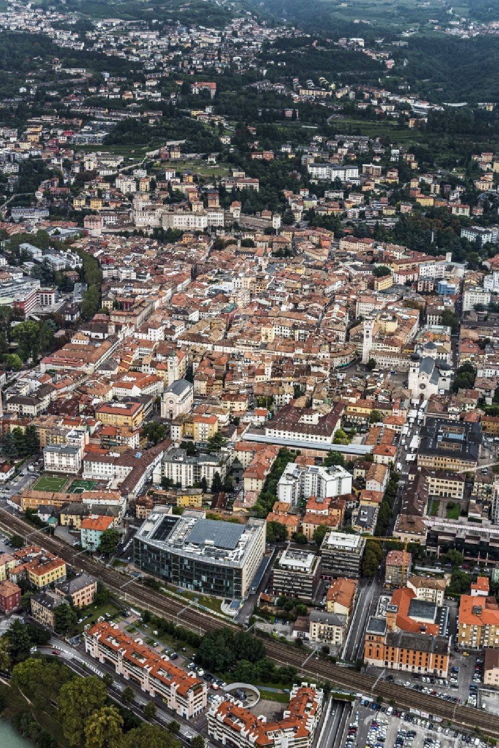 Trient von oben - Innenstadt Zentrum in Trient in Trentino-Südtirol in Italien