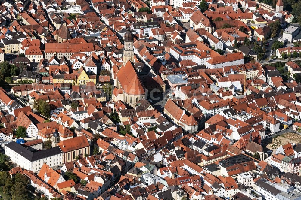 Luftaufnahme Amberg - Innenstadtbereich mit der Basilika St. Martin in Amberg im Bundesland Bayern, Deutschland