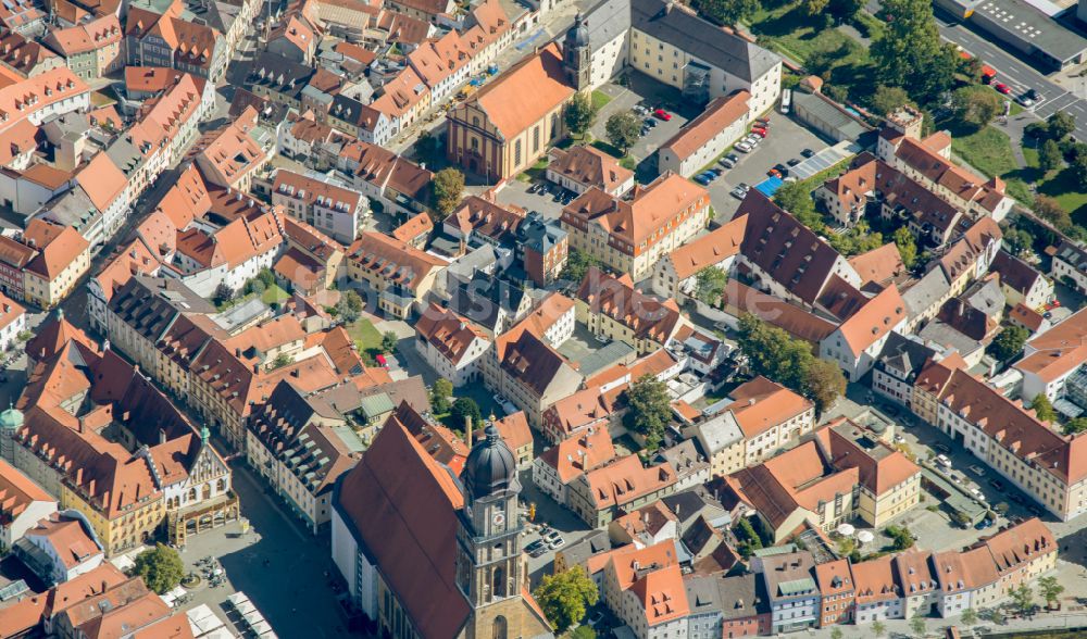 Luftaufnahme Amberg - Innenstadtbereich mit der Basilika St. Martin in Amberg im Bundesland Bayern, Deutschland