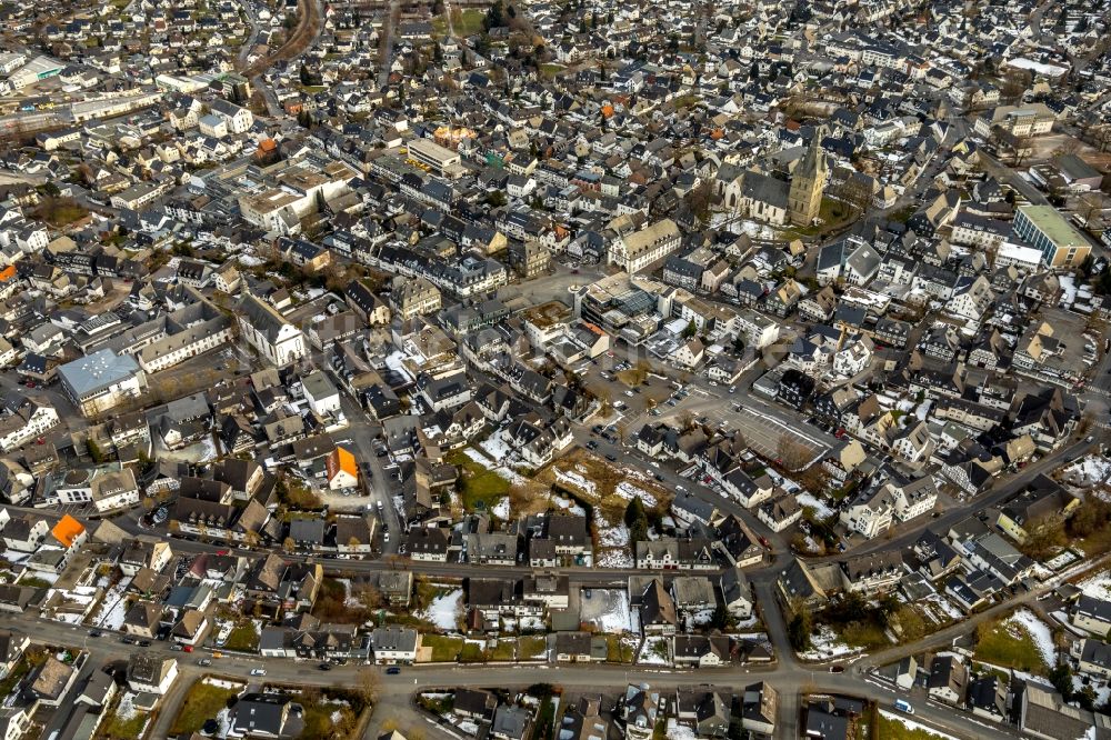 Luftaufnahme Brilon - Innenstadtbereich in Brilon im Bundesland Nordrhein-Westfalen, Deutschland