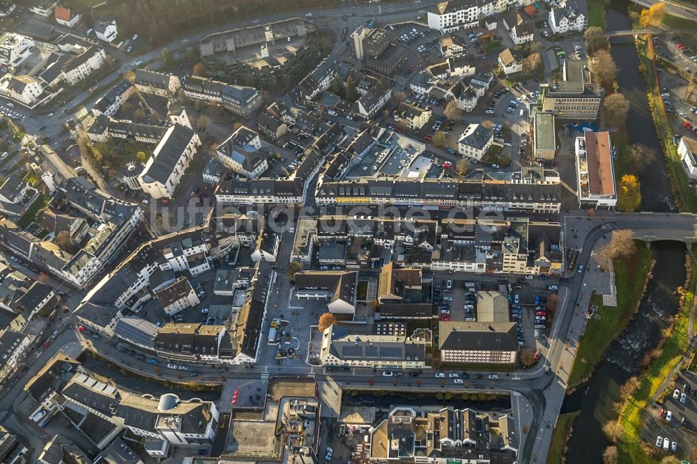 Meschede aus der Vogelperspektive: Innenstadtbereich in Meschede im Bundesland Nordrhein-Westfalen, Deutschland