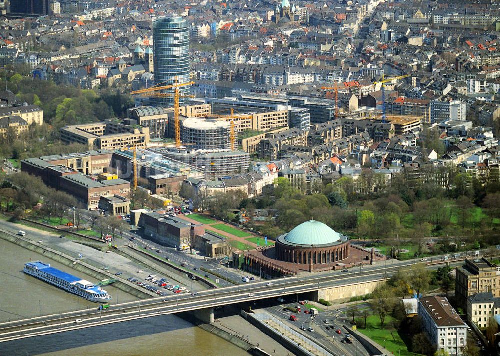 Luftbild Düsseldorf - Innenstadtbereich an der Oberkasseler Brücke in Duesseldorf