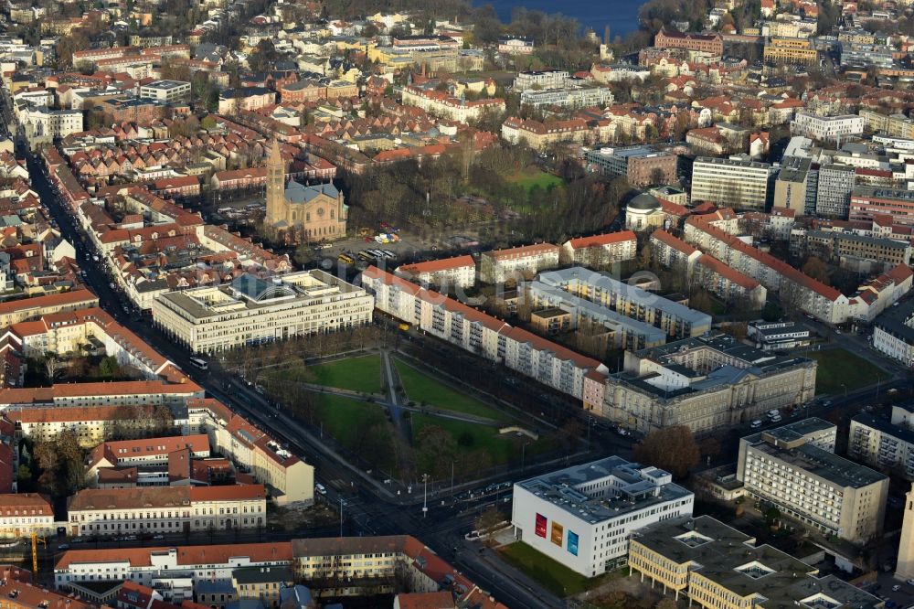 Potsdam von oben - Innenstadtbereich am Platz der Einheit in Potsdam im Bundesland Brandenburg