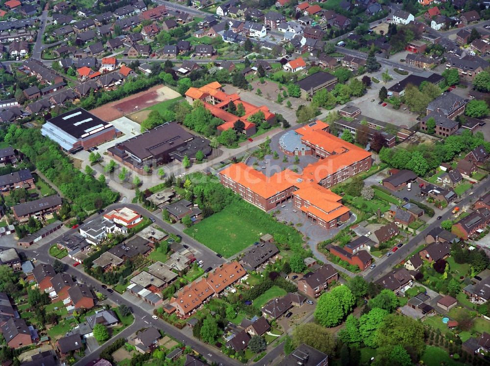 Luftaufnahme Straelen - Innenstadtbereich am Schulzentrum in Straelen im Bundesland Nordrhein-Westfalen