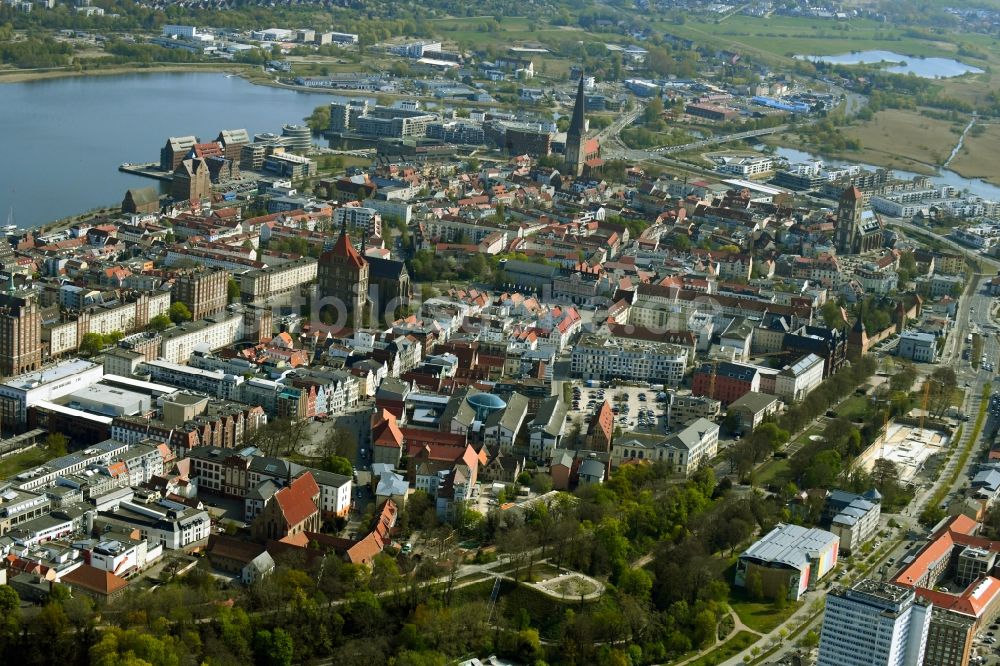 Luftbild Rostock - Innenstadtzentrum in Rostock im Bundesland Mecklenburg-Vorpommern, Deutschland