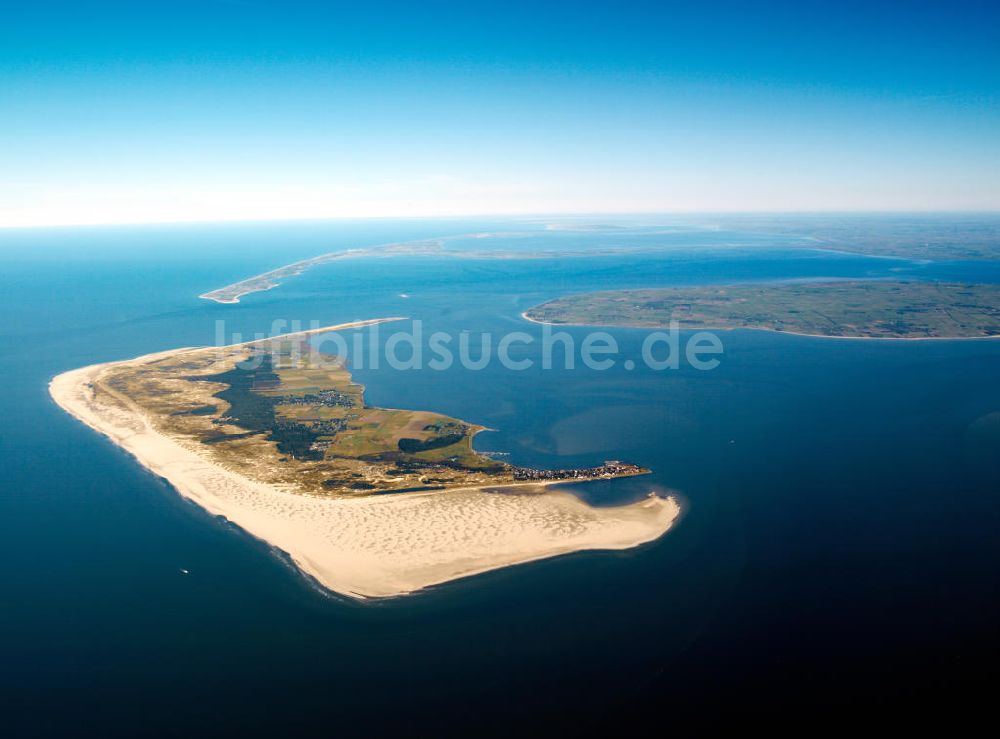 Amrum von oben - Insel Amrum, drittgrößte deutsche Insel in Nordfriesland in Schleswig-Holstein