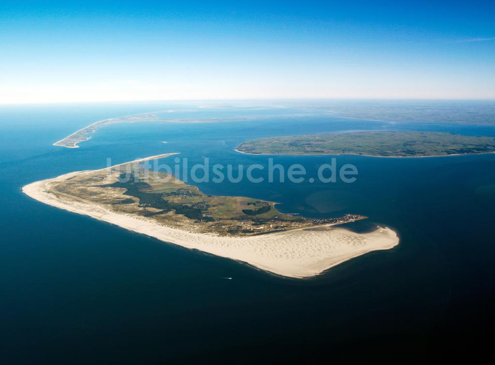Amrum aus der Vogelperspektive: Insel Amrum, drittgrößte deutsche Insel in Nordfriesland in Schleswig-Holstein