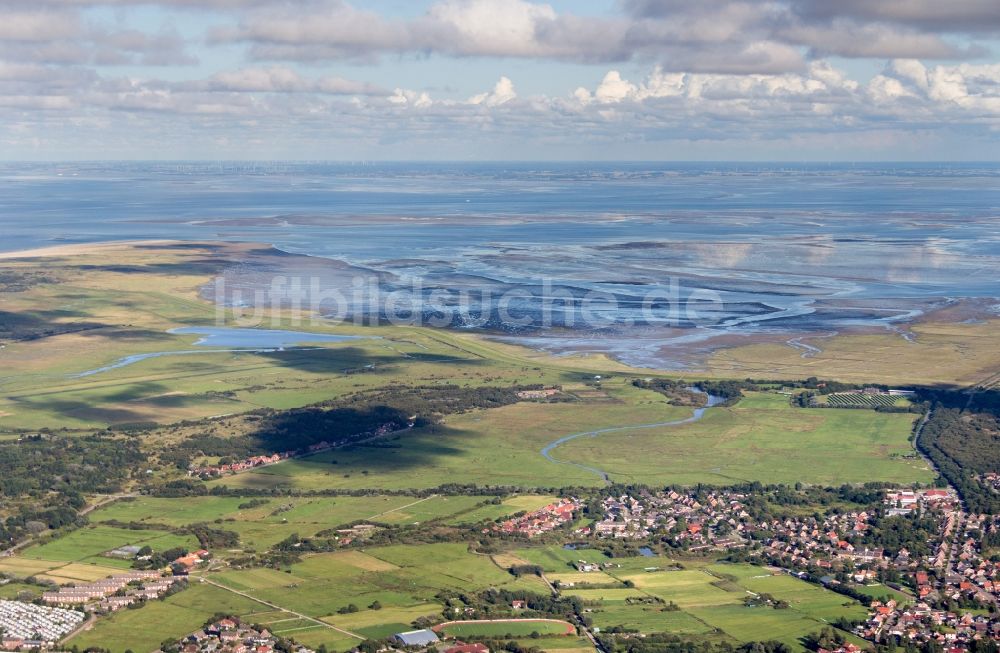 Borkum von oben - Insel Borkum mit Ortsbereich in Borkum im Bundesland Niedersachsen, Deutschland