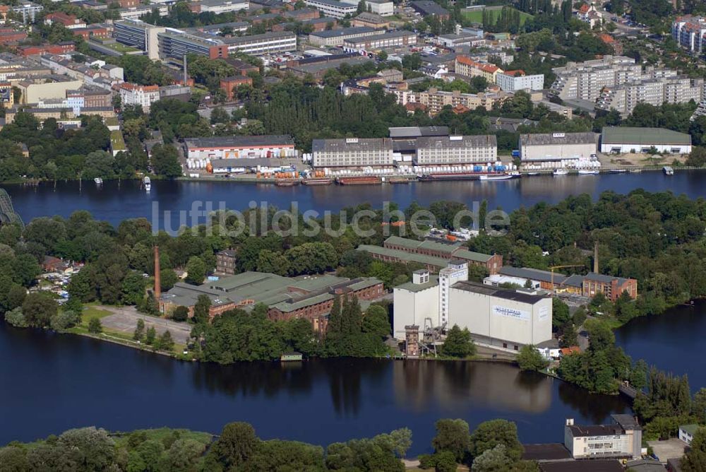 Berlin-Spandau aus der Vogelperspektive: Insel Eiswerderin Berlin-Spandau