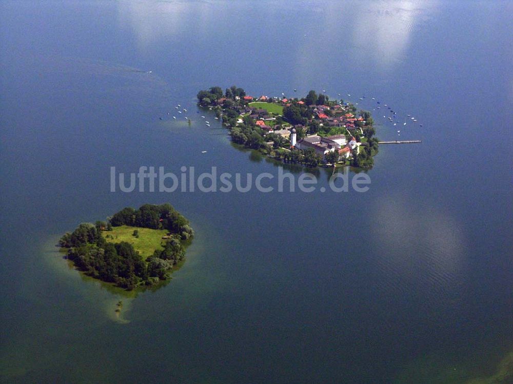 Chiemsee aus der Vogelperspektive: Insel Frauenchiemsee - Chiemsee