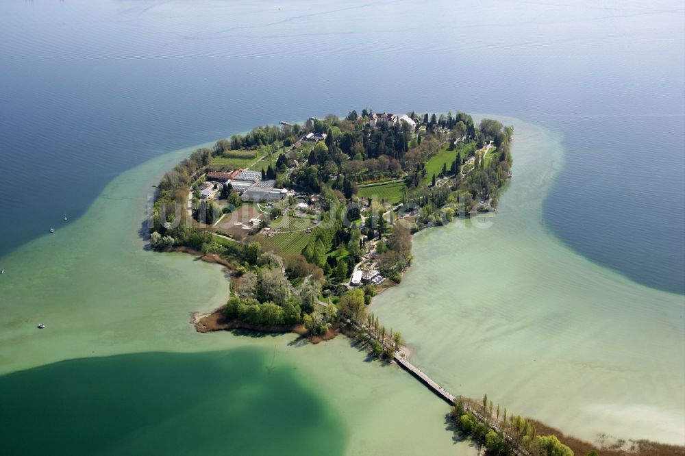 Mainau von oben - Insel Mainau im Bodensee in Baden-Württemberg