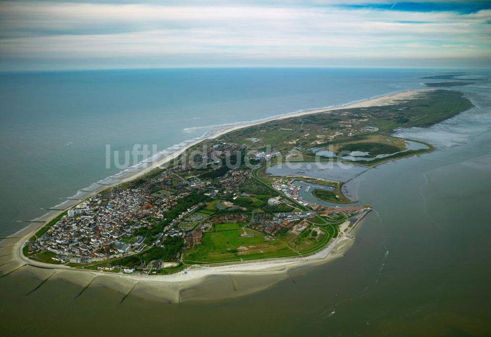 NORDERNEY von oben - Insel Norderney in der Nordsee im Bundeslandes Niedersachsen