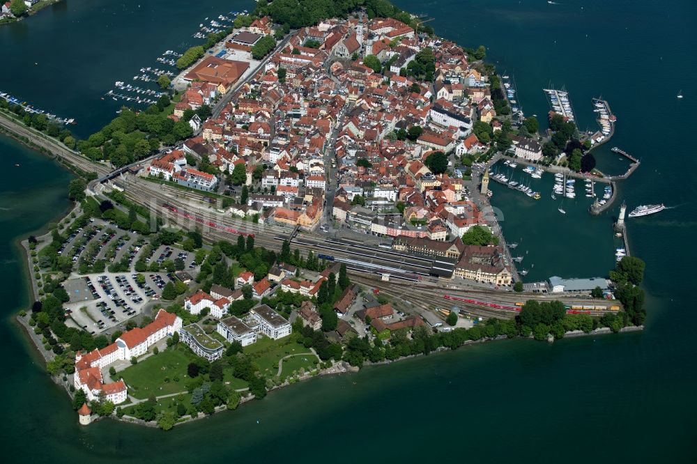 Luftbild Lindau (Bodensee) Insel mit Ortsbereich in