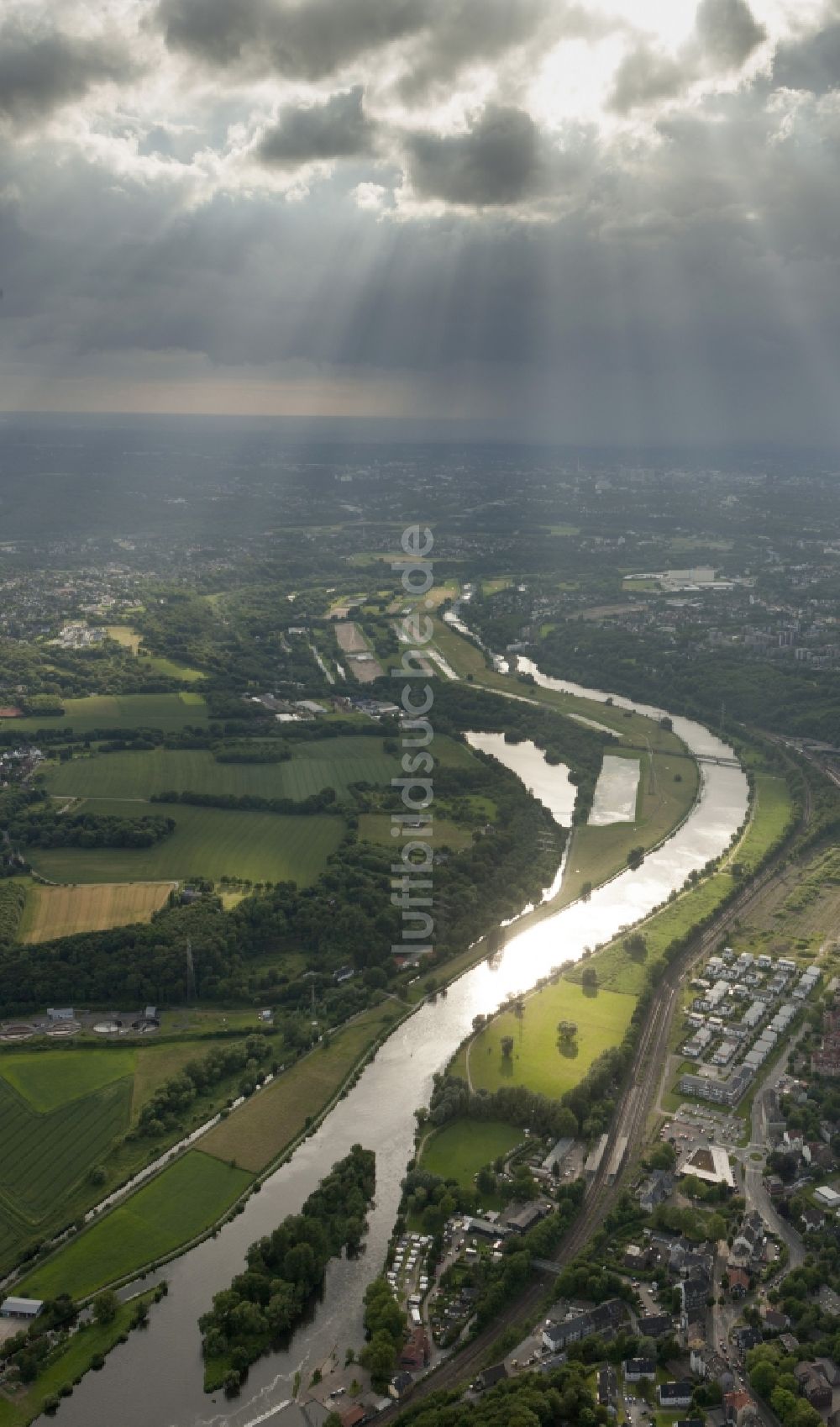 Luftaufnahme Bochum - Insel in der Ruhr beim Ortsteil Dahlhausen in Bochum im Bundesland Nordrhein-Westfalen NRW