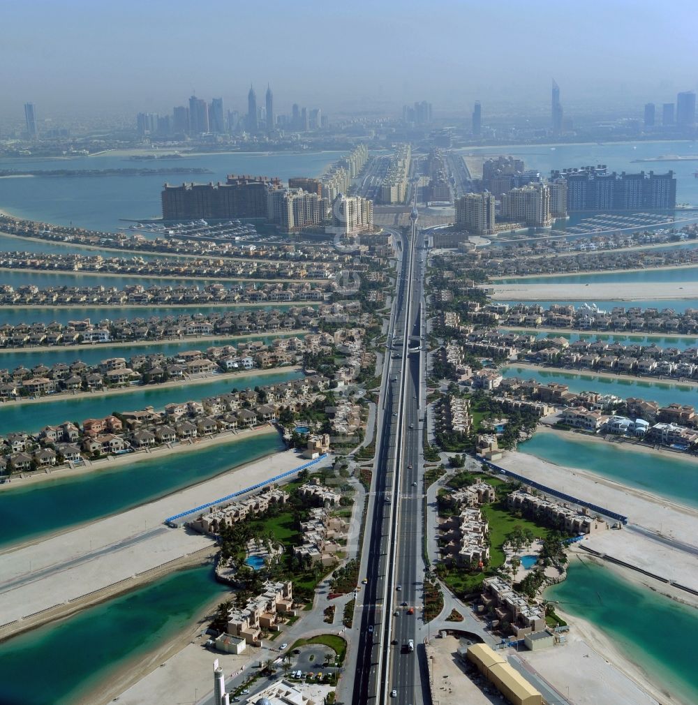 Dubai aus der Vogelperspektive: Insel- Streifen The Palm Jumeirah in Dubai in Vereinigte Arabische Emirate