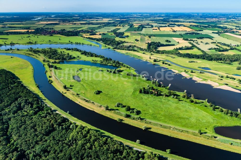 Legde/Quitzöbel aus der Vogelperspektive: Insel am Ufer des Flußverlaufes Elbe im Ortsteil Legde in Hansestadt Werben (Elbe) im Bundesland Sachsen-Anhalt, Deutschland