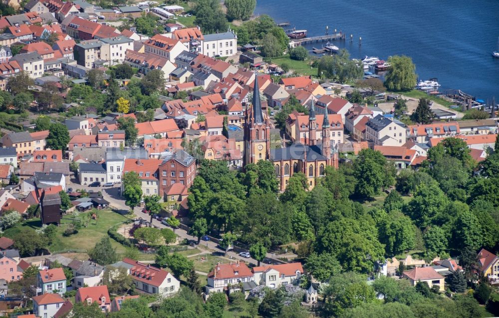 Werder (Havel) von oben - Insel Werder mit Ortsbereich in Werder (Havel) im Bundesland Brandenburg, Deutschland