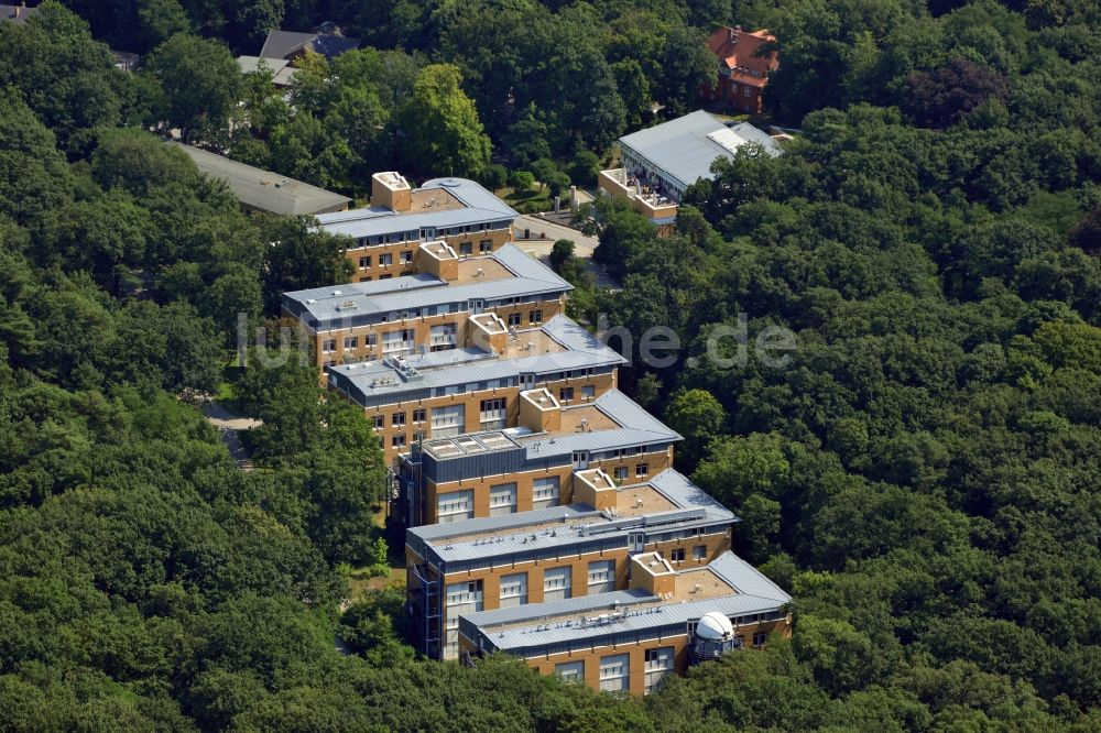 Luftbild Potsdam - Institut für Klimaforschung im Wissenschaftspark Albert Einstein auf dem Telegrafenberg in Potsdam im Bundesland Brandenburg