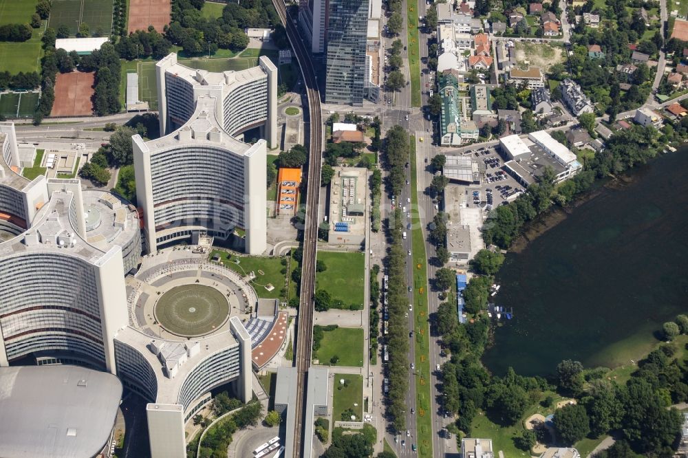 Wien aus der Vogelperspektive: Internationales Zentrum im Innenstadtbereich in Wien in Österreich