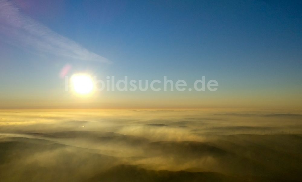 Friedland von oben - Inversions - Wetterlage am Horizont in Friedland im Bundesland Niedersachsen, Deutschland