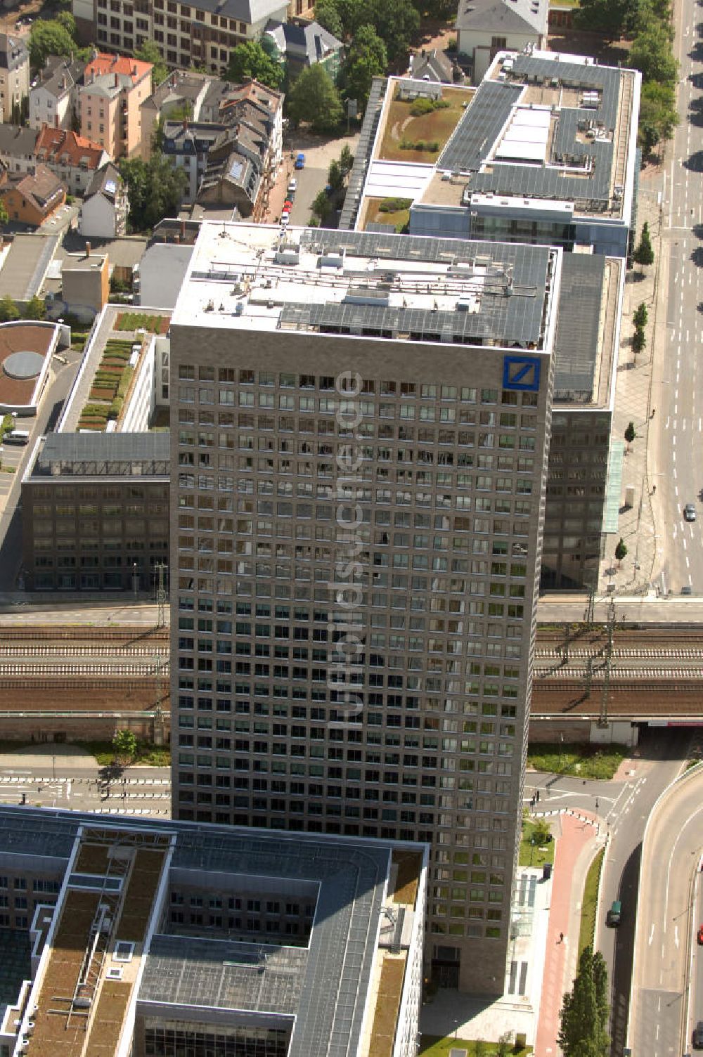 Frankfurt von oben - Investment Banking Center IBC in Frankfurt am Main