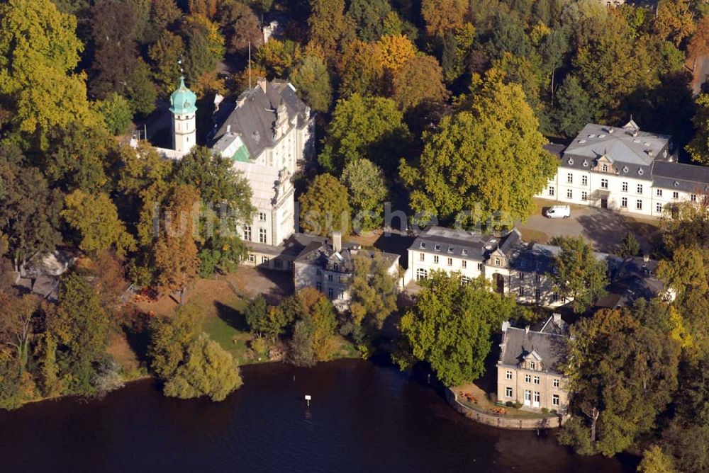 Berlin aus der Vogelperspektive: Jagdschloß Glienicke