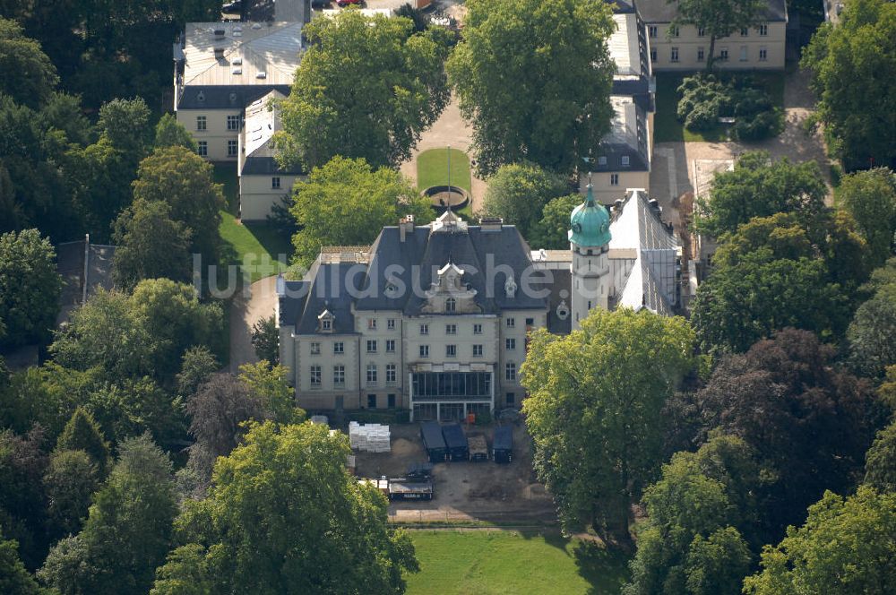 Luftaufnahme Berlin - Jagdschloss Glienicke in Berlin