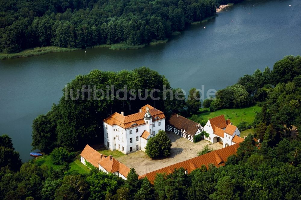 Berlin aus der Vogelperspektive: Jagdschloß Grunewald am Grunewaldsee im Bezirk Steglitz - Zehlendorf