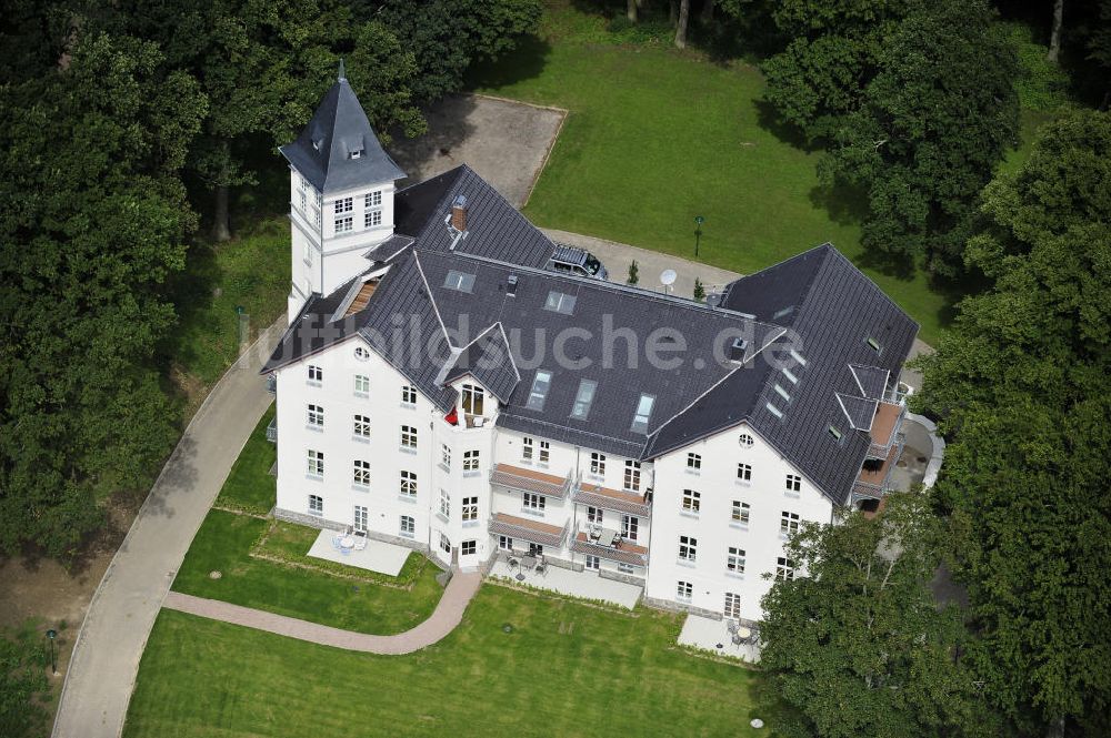 Luftaufnahme Hohen Niendorf - Jagdschloss zu Hohen Niendorf