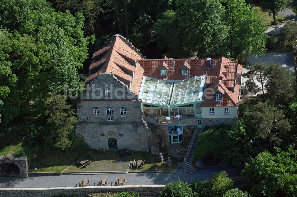 HALBERSTADT von oben - Jagdschloss Spiegelsberge im Landschaftsschutzpark Spiegelsberge am Tiergarten in Halberstadt