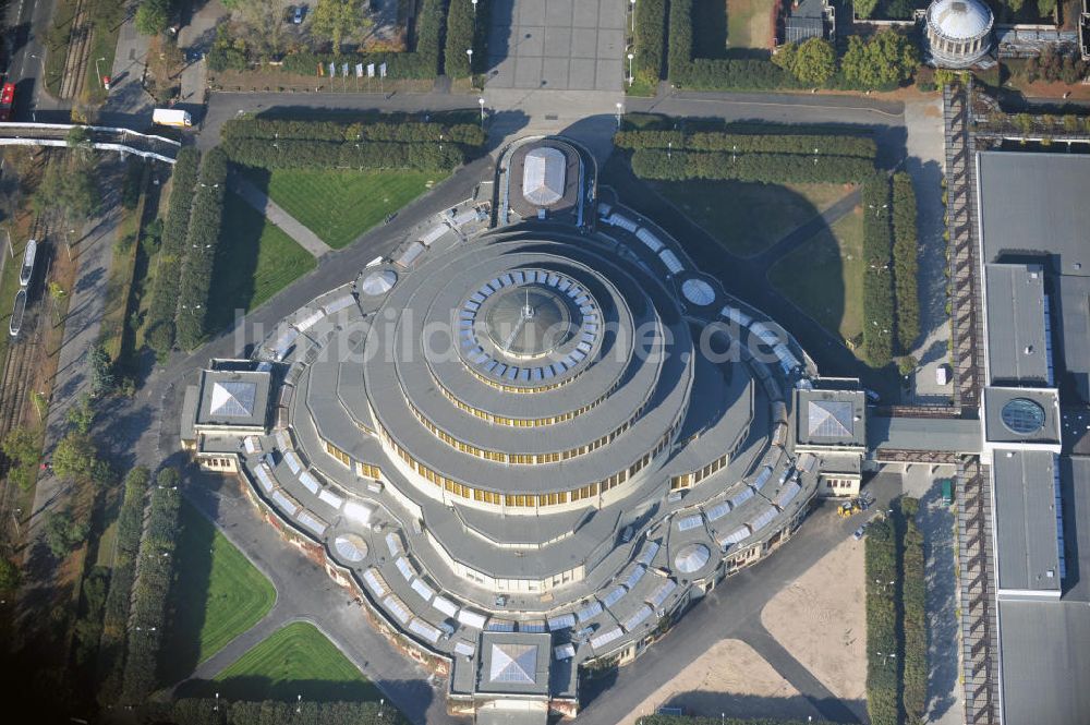 WROCLAW - BRESLAU von oben - Jahrhunderthalle (Hala Stulecia, Hala Ludowa) Breslau, Niederschlesien in Polen