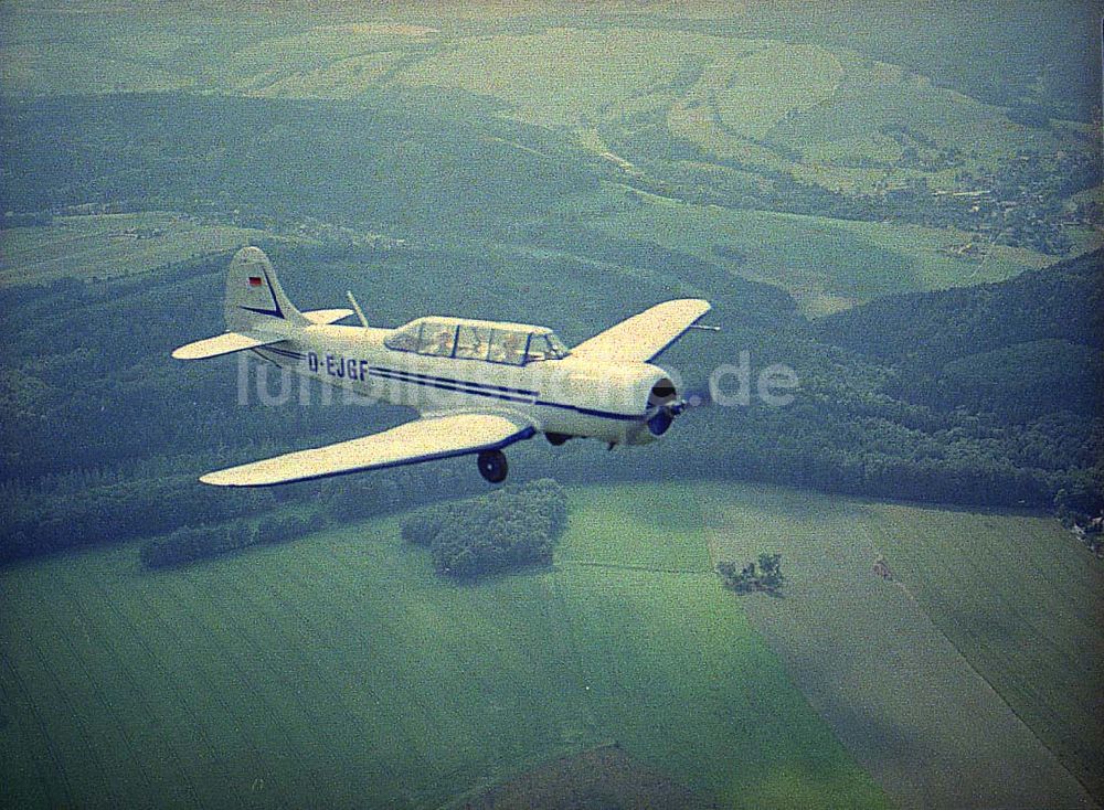 Chemnitz von oben - JAK 18 A der Fiedler - Airservice Jahnsdorf über dem Stadtrand und Umgebung von Chemnitz