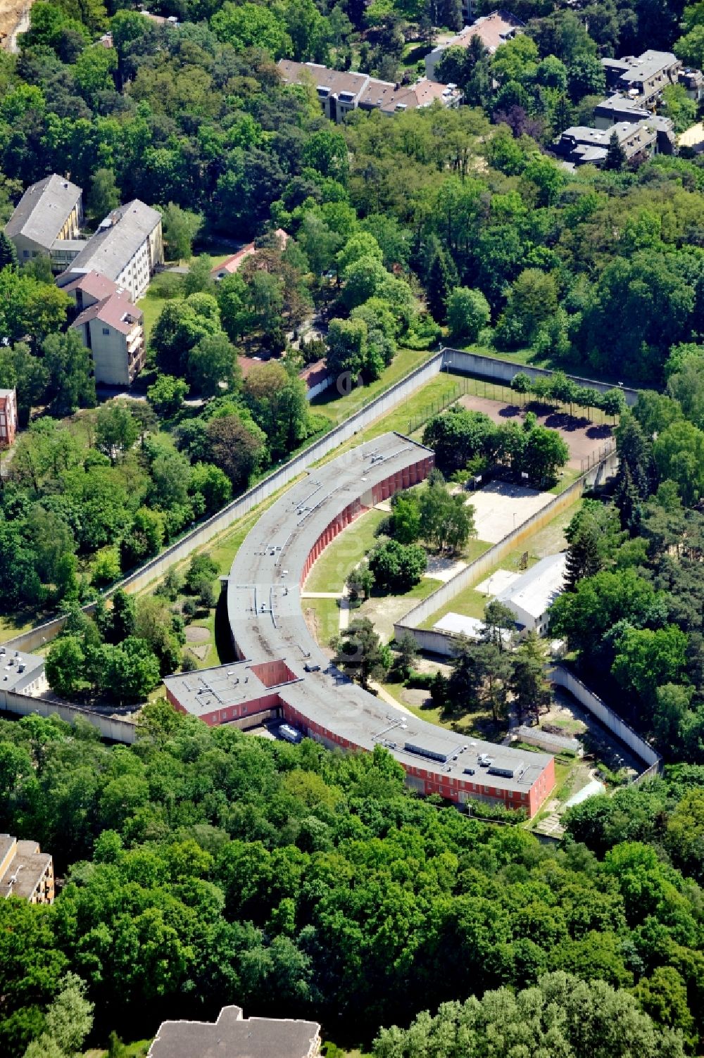 Berlin von oben - Jugendarrestanstalt JVA im Ortsteil Lichtenrade in Berlin, Deutschland