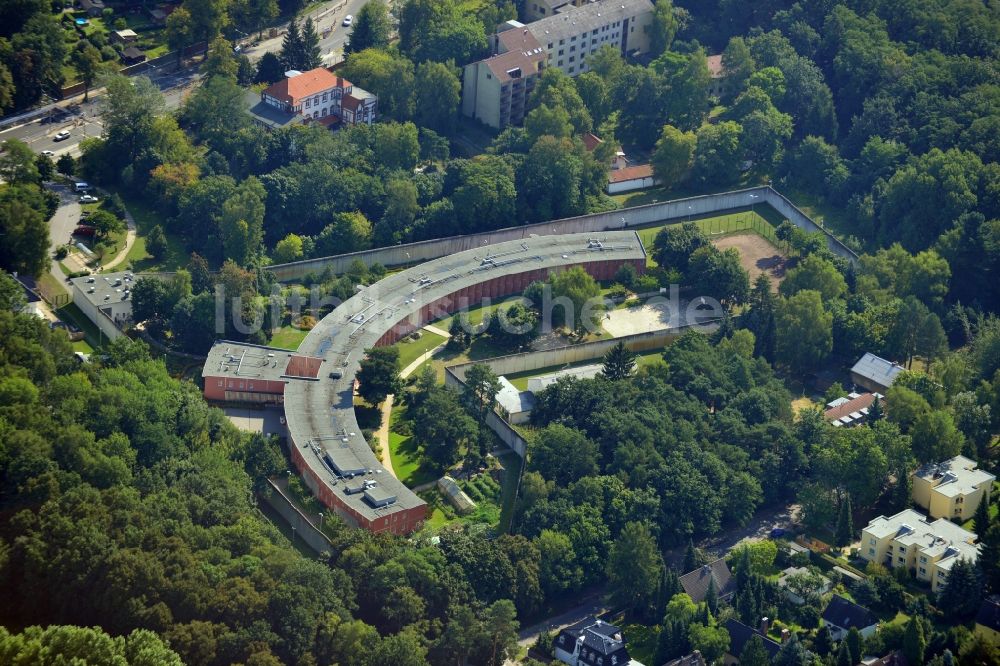 Luftaufnahme Berlin - Jugendarrestanstalt JVA im Ortsteil Lichtenrade in Berlin, Deutschland