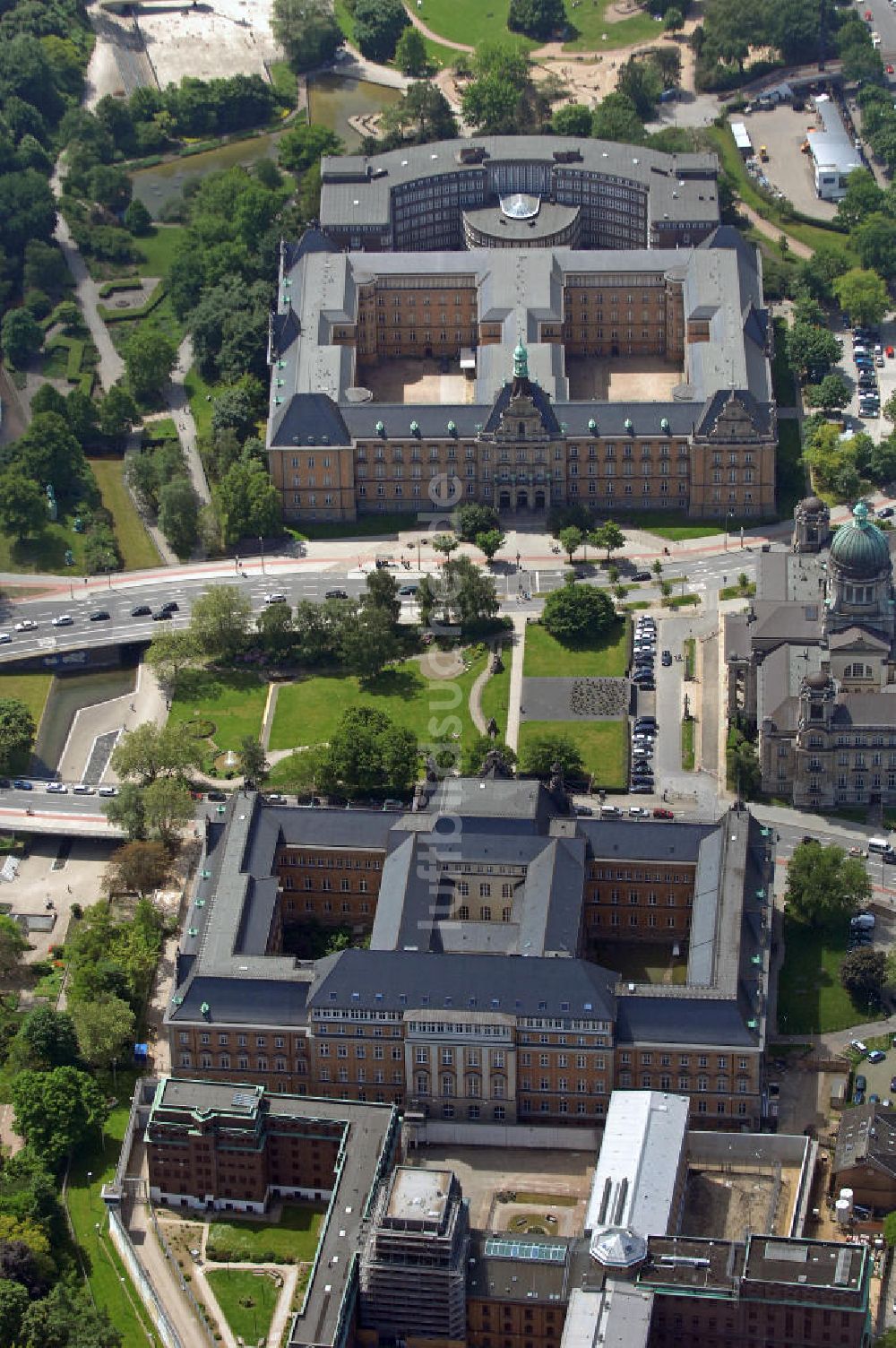 Hamburg aus der Vogelperspektive: Justizforum Hamburg