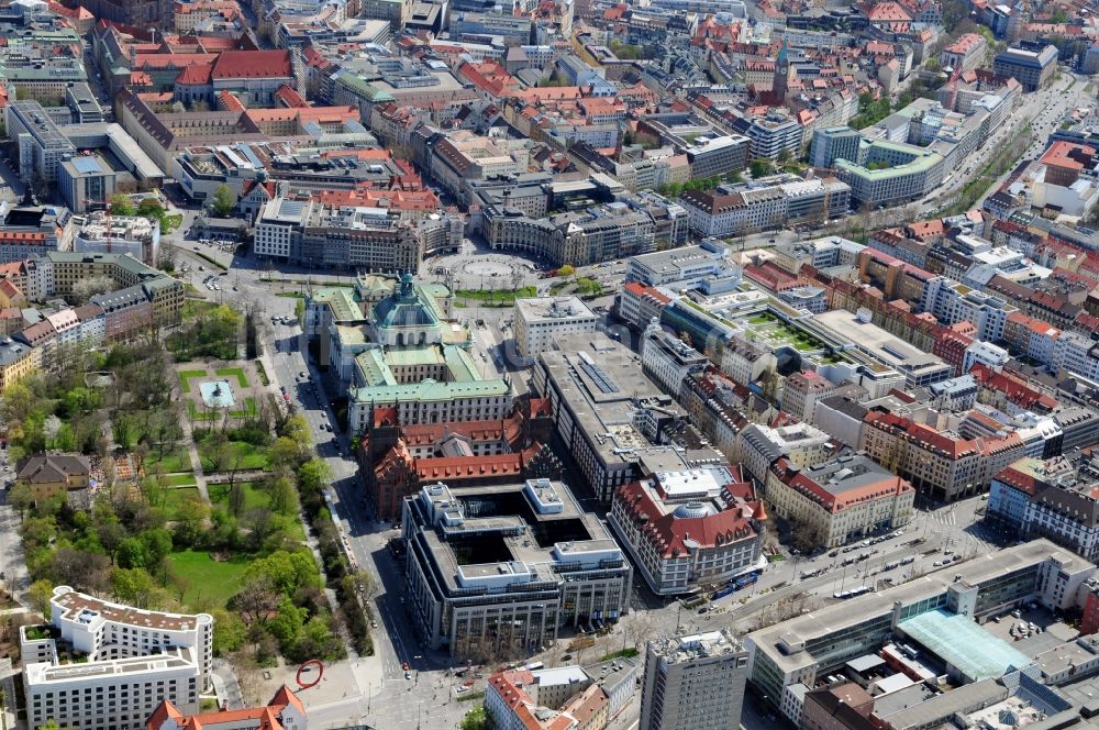 München aus der Vogelperspektive: Justizpalast München im Bundesland Bayern